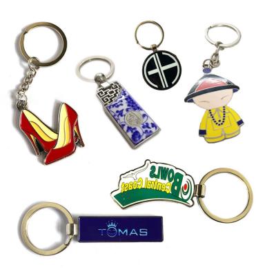 China Eco-friendy China Manufacturers Zinc Alloy , Iron Metal Custom Personalized Soft Hard Enamel Keychains/ for sale