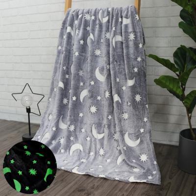 China Glow in the Dark Hot Selling Kids Glow in the Dark Throw Blanket Stars and Moon Soft Fleece Flannel Luminous Glowing Blanket for Home for sale