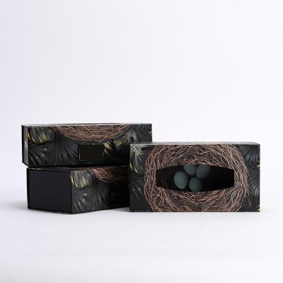 China Handmade Custom Luxury Foldable Black Cardboard UV Box With Magnet For Gift for sale