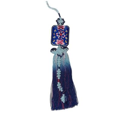 China Retro Handmade Embroidery Gift Pouch Fringe Portable Embroidery Pendant Bag Satin Hand Flowers Embroidery Pendant for sale