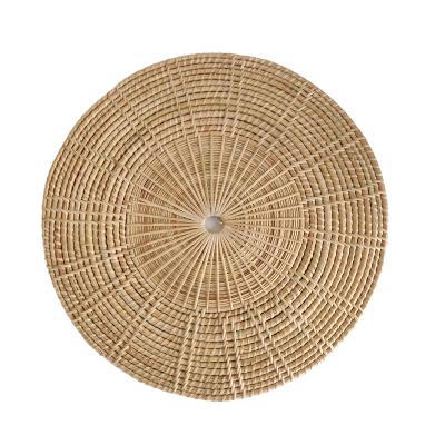 China Sustainable Natural White Rattan Woven Round Place Mat Handmade Non-Slip Anti-scald Washable Dining Table Insulation Pad 20cm for sale