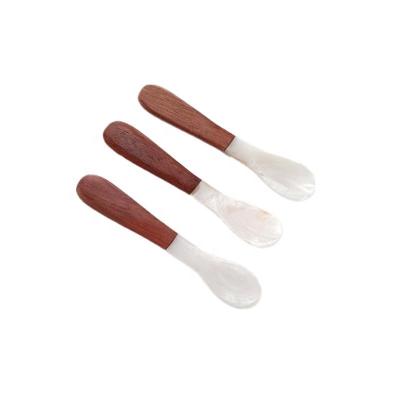 China Pearlescent Caviar Viable High-end Handmade Restaurant Spoon Honey Spoon Kitchenware Logo Customization for sale