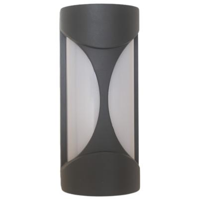 China Modern Outdoor Die Cast Polycarbonate E27 Outdoor Wall Light Surface Mounted Lamp for sale