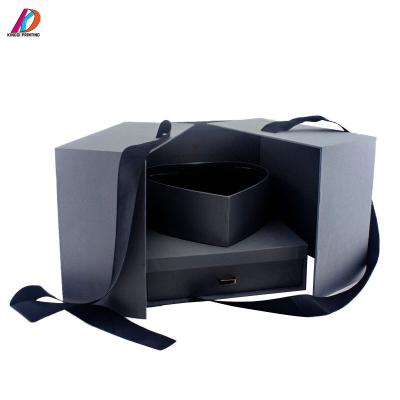 China Biodegradable Open Heart Shape Flower Double Door Paper Drawer Packaging Box For Gift for sale