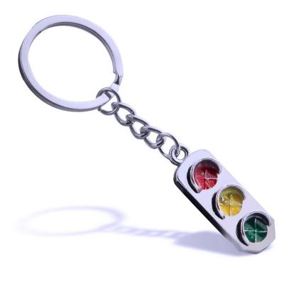 China Keepsake Gifts Promotion Traffic Light Key Chain Wedding Party Favor and Gift Alloy Car Key Ring Metal Bag Pendant for sale