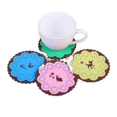 China Viable Forest Animals Cut Out Lace Cup Mat Silicone Insulation Antislip Coasters Cup Place Mat for sale