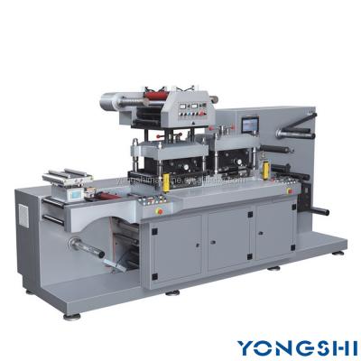 China Automatischer Hochgeschwindigkeitsrollenaufkleber-stempelschneidene Maschine zu verkaufen