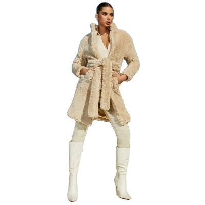 China Anti-Wrinkle Belted Outdoor Plush Pajamas Swapping Women's Cashmere Plus Size Coats Jacket for sale