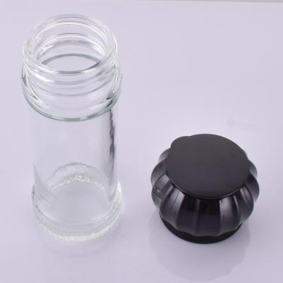 China Home Cooking 100ml empty hand glass spice/herb /white pepper bottle with grinder cap herbs and spice tools for sale