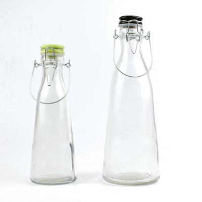 China Vintage Style 1000ml Juice Bottle Glass Milk Bottle With Swing Top And Ceramic Lid for sale