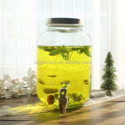 China Eco - Friendly 4L Restaurant Glass Beverage Dispenser With Metal Tap for sale