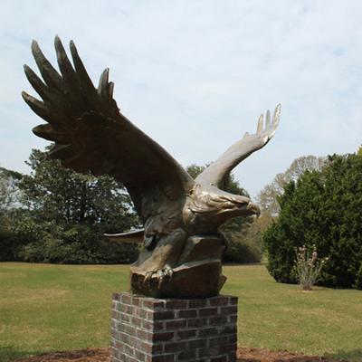 China China Outdoor Brass Bronze Metal Craft Large Metal Sculpture Decoration Eagle Sculpture for sale