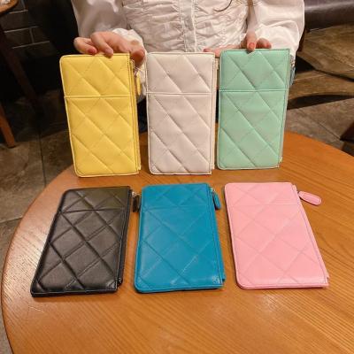 China Anti-fall Lattice C19 Generous Series Wallet Card Bag Woman Luxury Leather Clutch Bag For iPhone 13 12 Pro Max Cc Phone Bags for sale