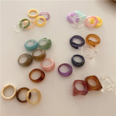 China FASHIONABLE Korean Commuter Resin Color Retro JuHu Geometric Ring European And American Jewelry for sale