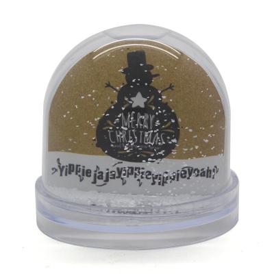 China Custom Plastic Europe Photo Snow Globe Souvenir Photo Snowglobe for sale