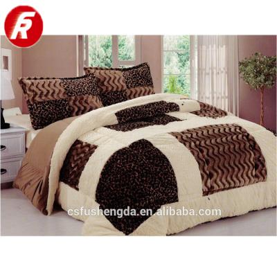 China Anti-pilling Short Plush Printed PV Patchwork Bed Sheet For Comforter New Design for sale