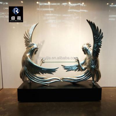 China Europe Store Custom Fiberglass Rooster Sculpts With Glass Shelf For Window Display Drops for sale