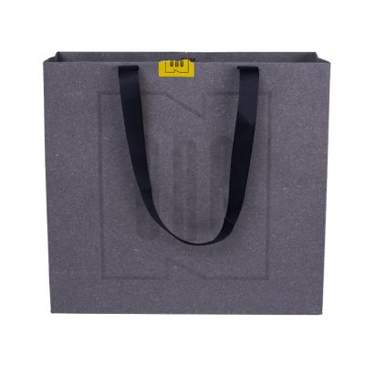 China Recyclable Custom Printed Your Own Logo Small Packaging Paper Bag Wholesale for sale