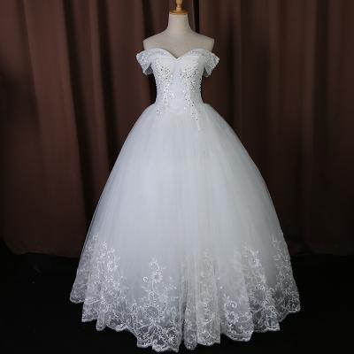 China Elegant Anti-Static Appliques Princess Evening Prom Long Bridal Gowns Vintage Lace Wedding Dresses Bridal Gowns for sale