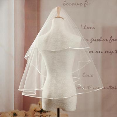 China Lace Up Bridal Veils Elegant Wedding Veil Soft Tulle Edge White / Beige Head Wedding Accessories for sale