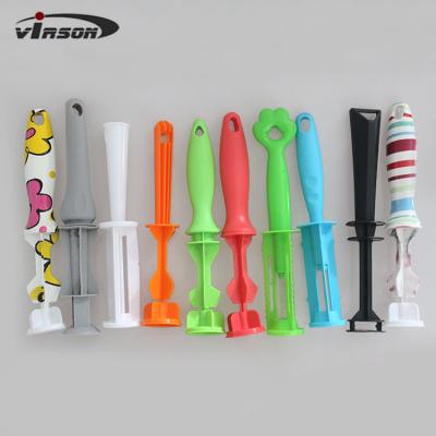 China Vertical Carved Triangular Prism Lint Roller Plastic Handle for sale