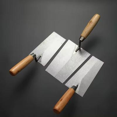 China Manillar de madera de acero de alto carbono Float Trowel Cuadrado de extremo de cubo de acero endurecido y templado en venta