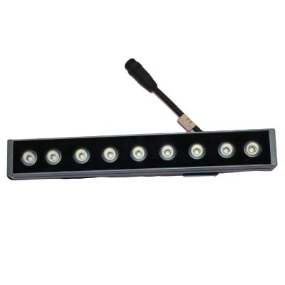 China LANDSCAPE 300 Mm Length Single Color Or RGB LED Wall Washer 30 Degree Beam Angle For Construction Lighting for sale