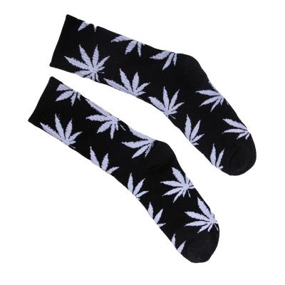 China Breathable Black And White Crew Leaf Maple Jacquard Cotton Casual Socks for sale