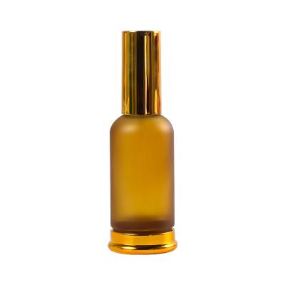 China Cosmetics Refined Oil Refined Oil Spray Bottles Packaging Glass Bottle for sale