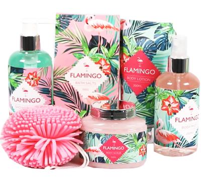 China BATH AND BODY CARE BATH AND BODY CARE Flamingo Wholesale Label Moisturize Body Care Spa Grid Bath and Body Gift Set for sale