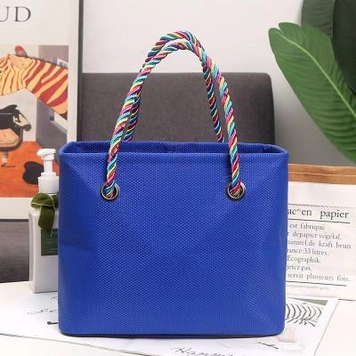 China Factory Direct Selling Large Capacity Bath Basket Modern Frame Nylon Portable Foldable Storage Bag for sale