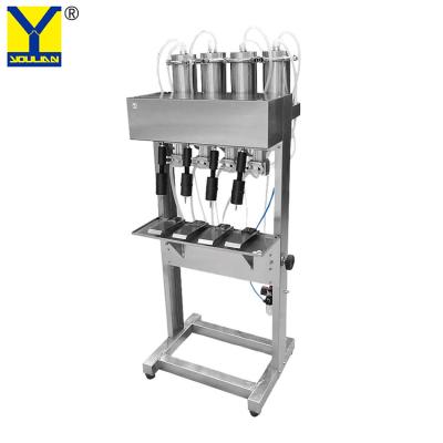 Κίνα YT-4 Semi Automatic Piston Vacuum Perfume Filler Glass Vial Liquid Filling Machine with 4 Heads προς πώληση