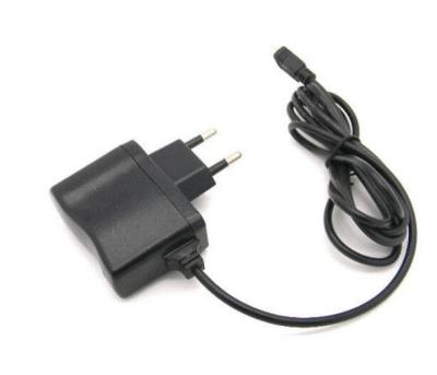 Chine Mini adaptateur d'alimentation CC À C.A. d'USB, adaptateur de prise de courant alternatif De câble de 1.2m pour le MP3/MP4 à vendre