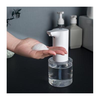 China Chargeable Round Liquid Foam Soap Dispenser 2022 New Design Hand Pump Bathroom Foam Dispenser for sale