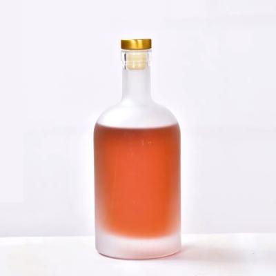 China Beverage Customized New Style 750ml Empty Fruit Wine Glass Vodka Bottle for sale