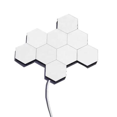 China 2020 Hot Selling Sensitive Touch Honeycomb Hexagonal Touch Light, AC Charging Quantum Modular Lamp Touch Light for sale