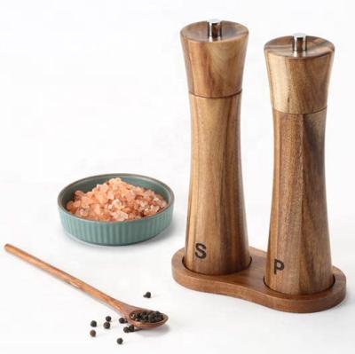 China Sustainable Wooden Professional Chef Gifts Ceramic Core Adjustable Salt Grinder Manual Salt Pepper Shaker Mill for sale