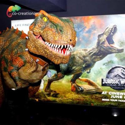 Chine Personnalisation 4,5 mètres de lumière Animatronic de T Rex Costume With LED à vendre