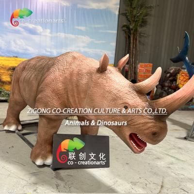 Cina Animali animatronici Simulazione rinoceronte Per la decorazione del parco di divertimenti in vendita