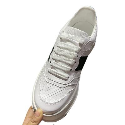 China Men's and women's couples sports shoes white high version leather fashion trend shoes thick bottom casual bright fashion shoes for sale