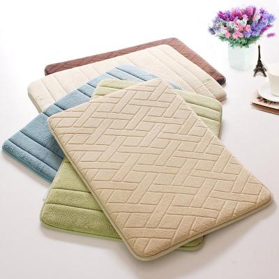 China Non-Slip Bath Anti-Decubitus Mat With Fast Absorbency And Quick-Drying, Small Bathroom Blankets With Non-Slip Bottom for sale