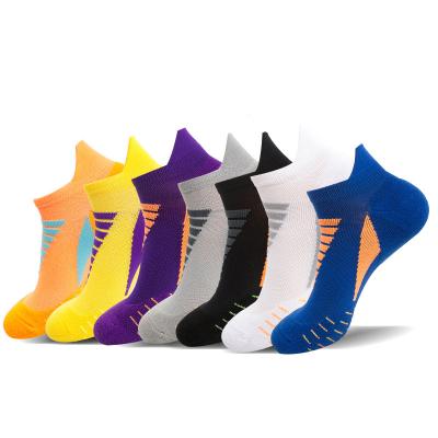 China Recycling Running New Style Breathable Increasing Basketball Men Sports Breathable Athletic Socks for sale