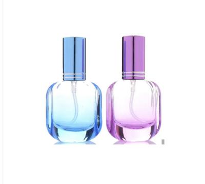 China Wholesale 30ml Personal Care Perfume Bottle Glass Square Bayonet Spout Transparent Perfume Bottle for sale