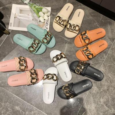 China CUSHIONING 2021 summer new fashion imitation metal chain soft and comfortable personality to use beach slippers outside home for sale