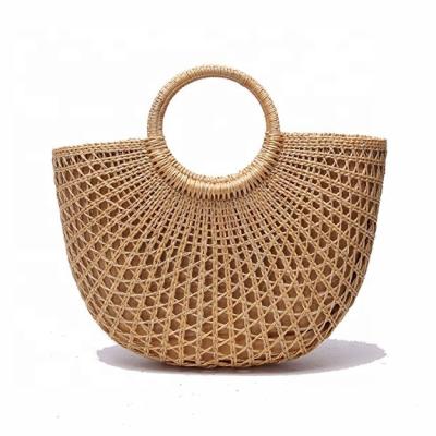 China Handmade Vintage Tote Bag Natural Bali Straw Beach Bag For Women for sale