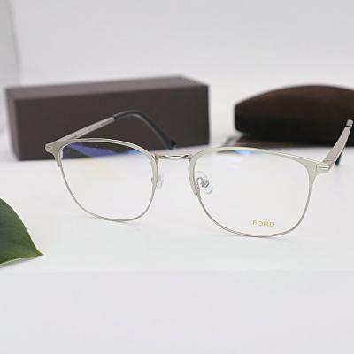 China Fashion Trendy Luxury Brand T Optical Frame Polarized Sunglasses Men T Glass Mirror Frame Prescription Titanium Frame TF5453 for sale