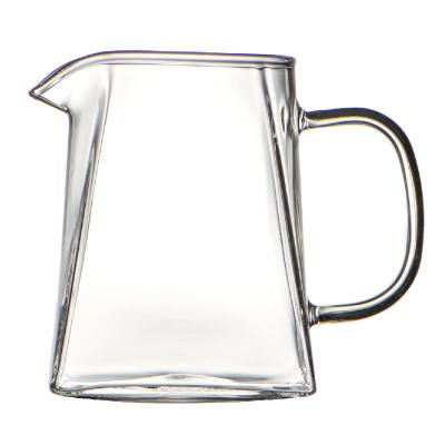 China Sustainable 550ml Square Borosilicate Glass Clear Tea And Coffee Sharing Cup for sale