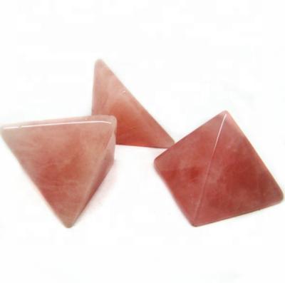 China Decorative Natural Pyramid Crystal Quartz Healing Energy Point Stone Europe Chakra Open Reiki Gemstone for sale