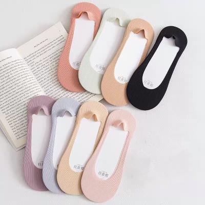 China Antibacterial Silk Invisible Silicone Boat Socks Anti-slip Non-marking Cotton Socks for sale