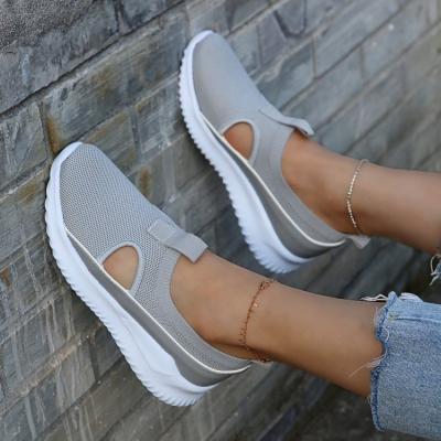 China Anti-odor spring and autumn summer shoes mesh cheap sports shoes running flat shoes for sale